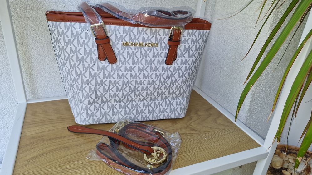 Дамска чанта Michael Kors