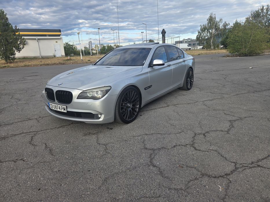 Bmw 740 x-drive/Keyless/Softclose/Distronic+/Carplay