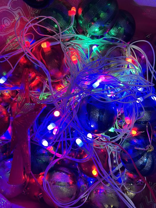 Новогодняя Ёлка вместе с украшениями