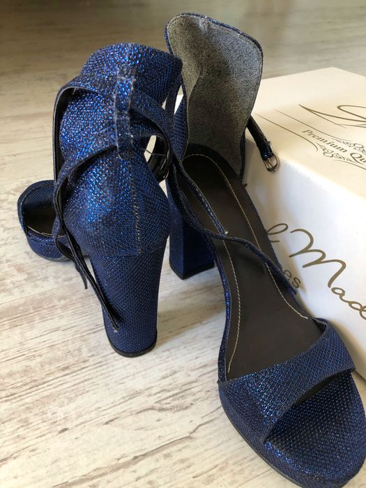 Обувки на ток