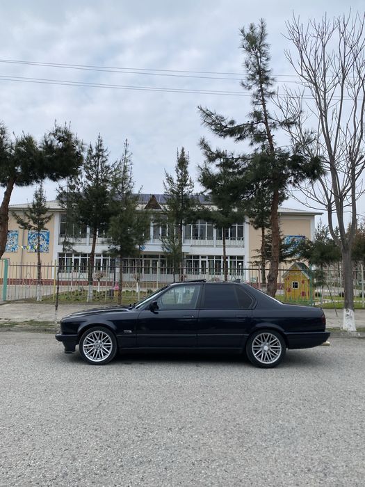 BMW E32 735i  1991 restayling sotiladi srochne