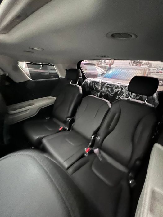 Kia Carnival 890 km 11 kishilik