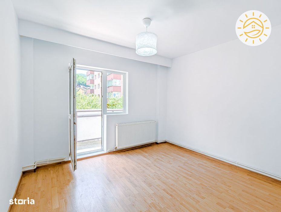 Ap. 4 camere Racadau cu priveliste spre Tampa liber