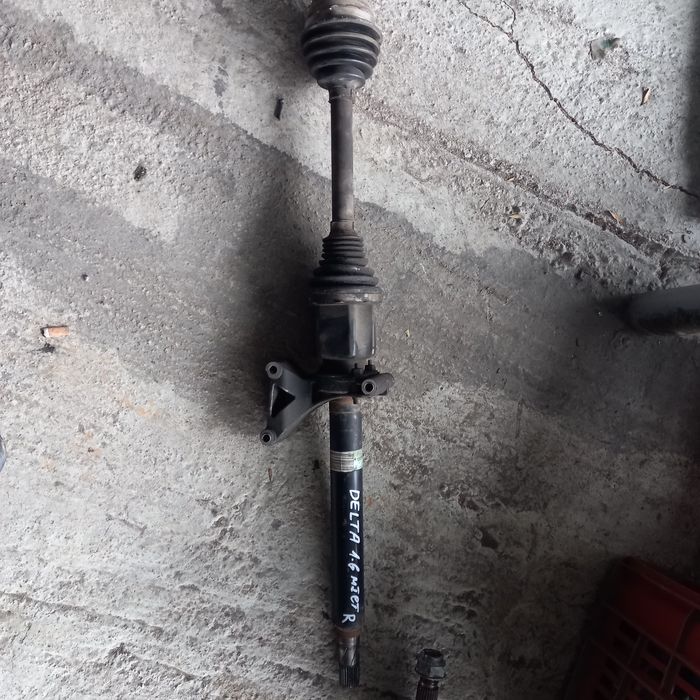 Полуоска Lancia Delta 1.6 M jet