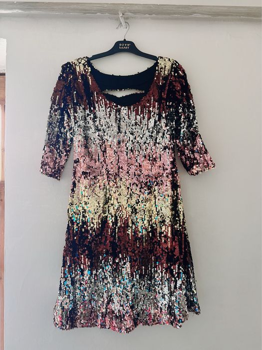 Вечерние платье