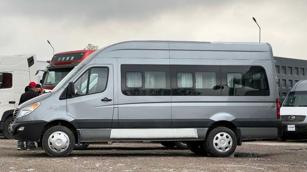JAC SUNRAY  микроавтобус