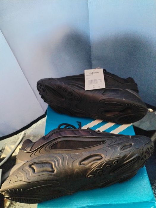 Adidas Oznova 44номер 28см.