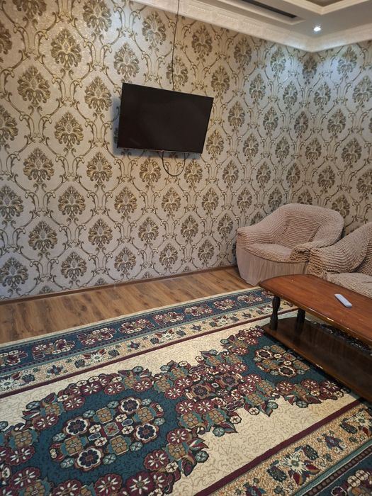 Продаётся дом(дача) в чарваке на 400кв.м