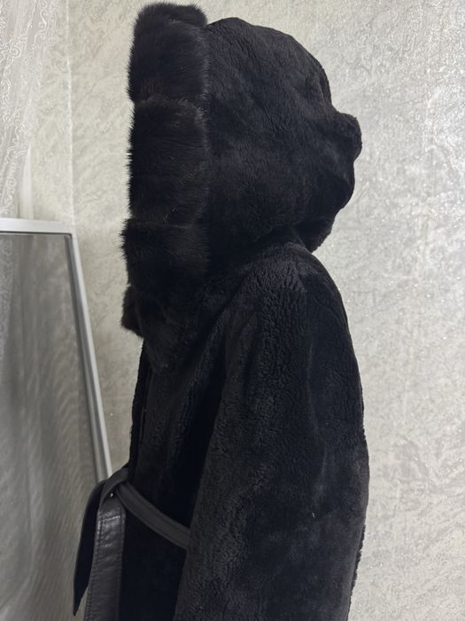 Продам мутоновую шубу