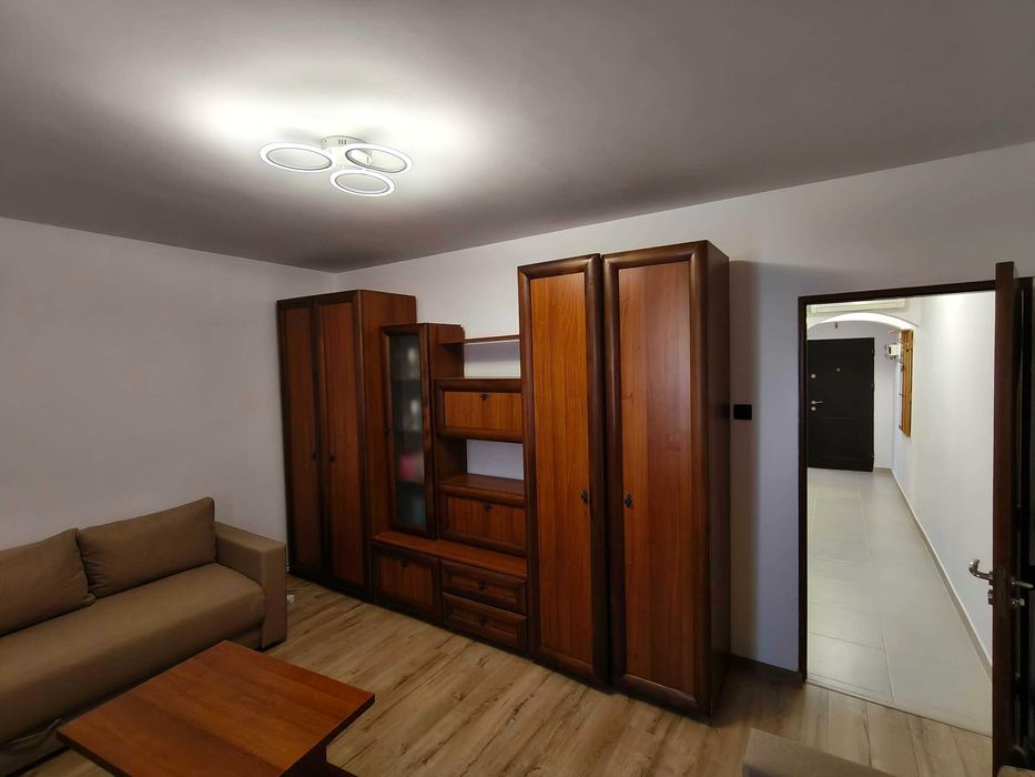Apartament 2 camere decomandat bucium