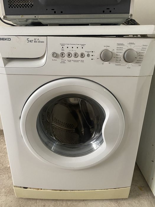 Продаю стиральную машину