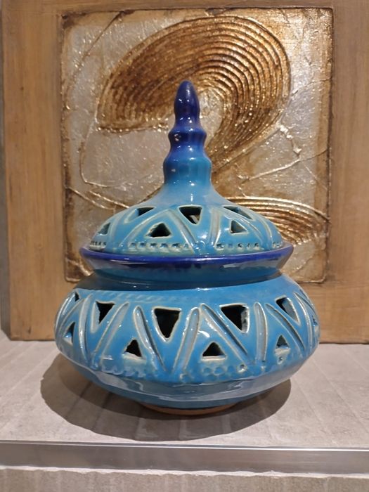 Старинен керамичен свещник от Тунис