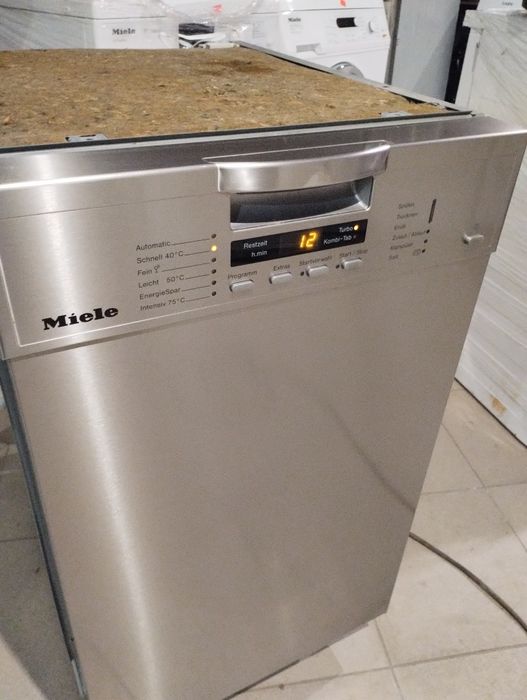 Съдомиялна Miele 45 см. Inox