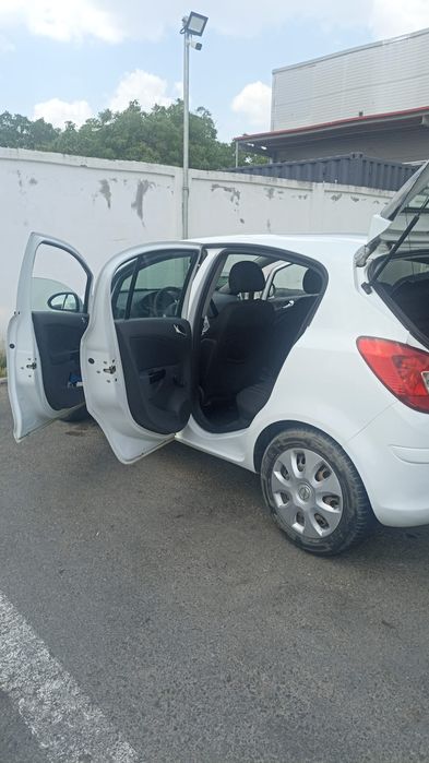 Opel Corsa 1.3 cdti 6 trepte viteza