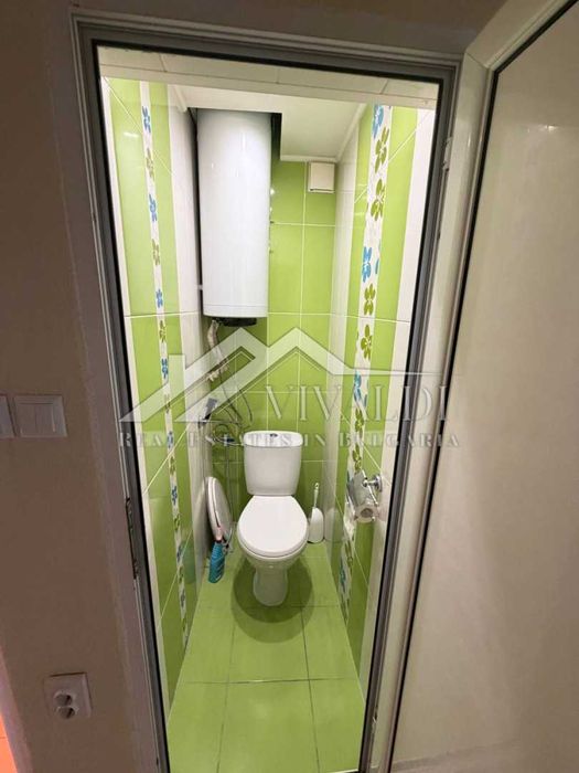 Продава се Четиристаен апартамент в Варна, Колхозен пазар - 90 кв.м за 1967 €/кв.м - Снимка #11