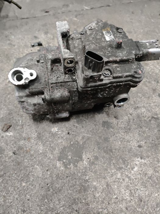 Компресор за климатик за Toyota Auris,Chr 1.8hybrid