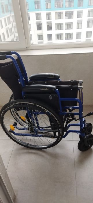 Инвалидная коляска взрослая.