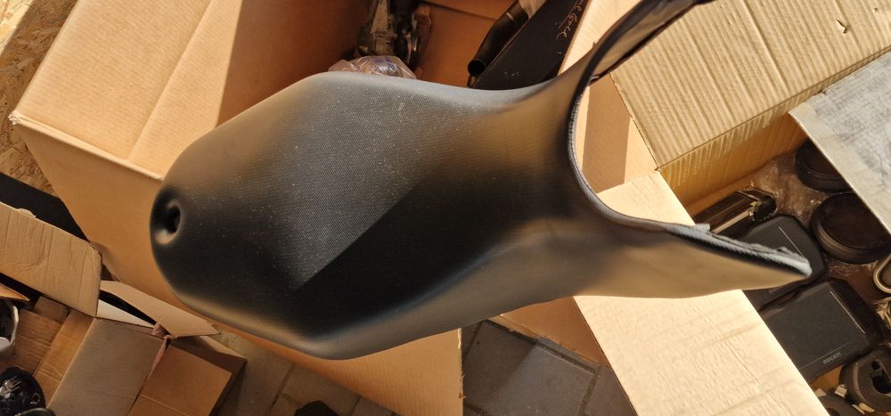 Sa sezut Bascula monobrat Ducati Hypermotars 796