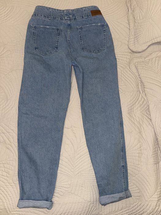 Продам джинсы женские