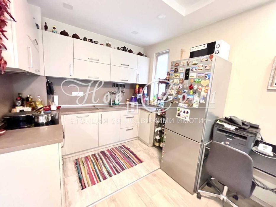 Продава се Тристаен апартамент в Варна, Бриз - 100 кв.м за 2435 €/кв.м - Снимка #3