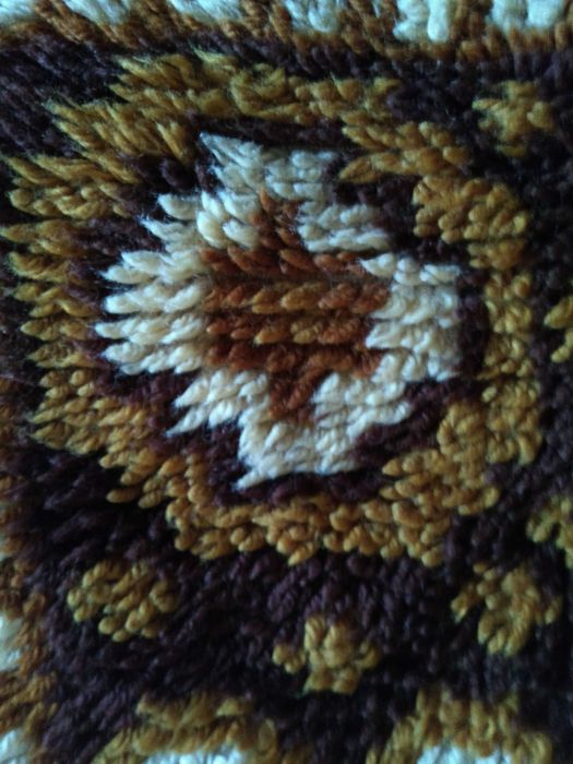 Топъл китеник от СБХ, 100 % вълна