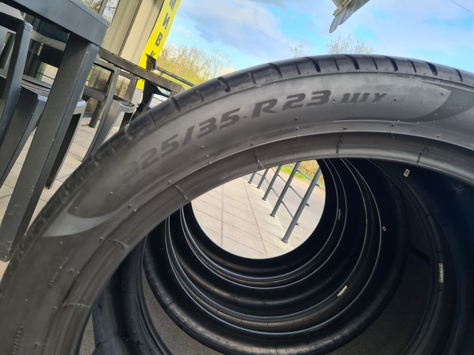 2бр. Летни гуми  325/35/23 Цола