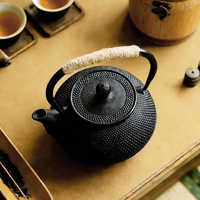 Чугунный чайник для заваривания чая — 800 мл