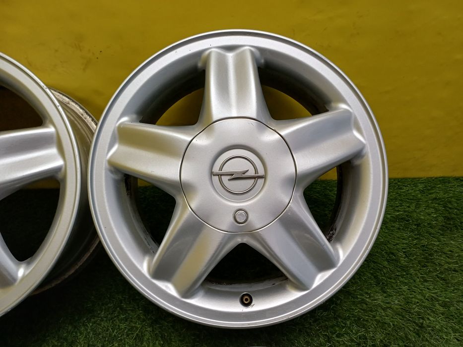 Диски R15 5×110 на Opel.