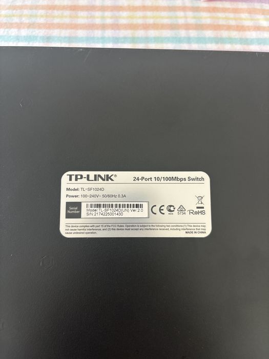 Switch TP-LINK 24 porturi