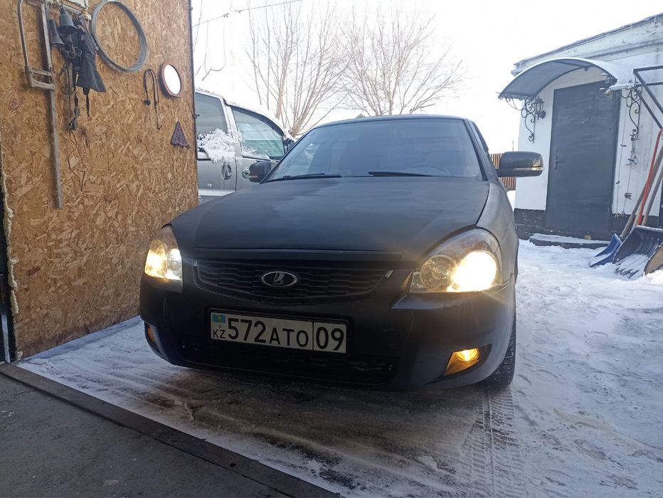 Продается приора 1 поколения