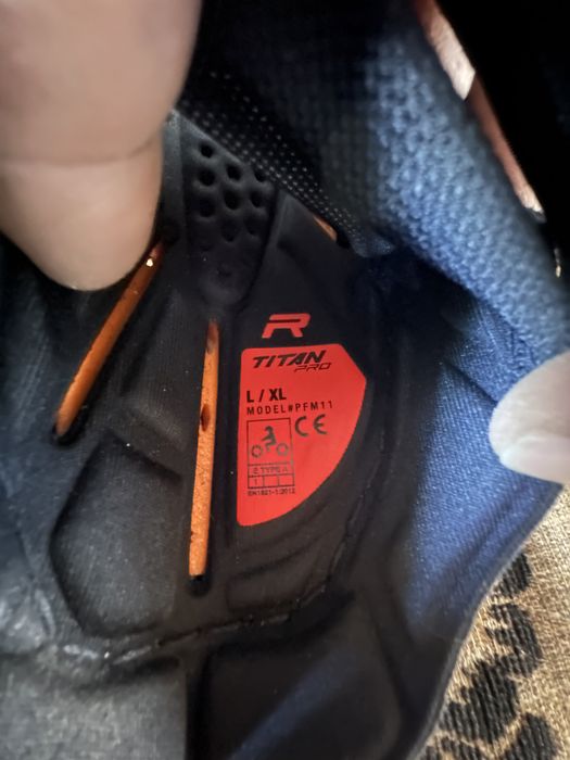 Налакатници Fox