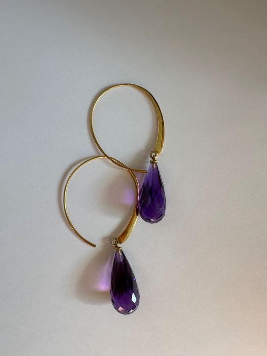 Золотые серьги с аметистами