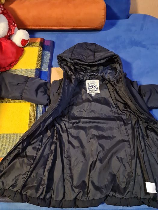 Продаётся демисезонное пальто для девочки