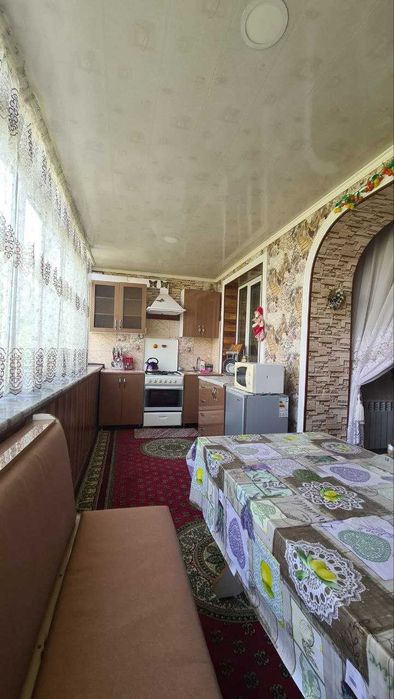 77-серия 3х ком квартира 4-этаже 6-веранда Адрес Вокзал 15-автопарк!!