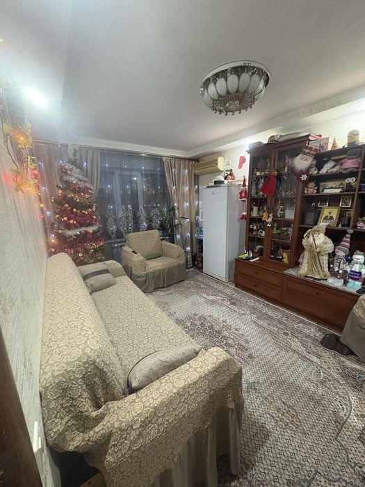 Продам трехкомнатную квартиру