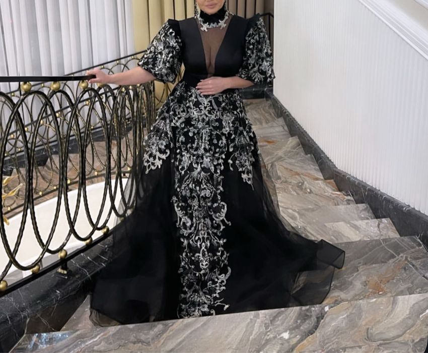 Платье вечернее нарядное