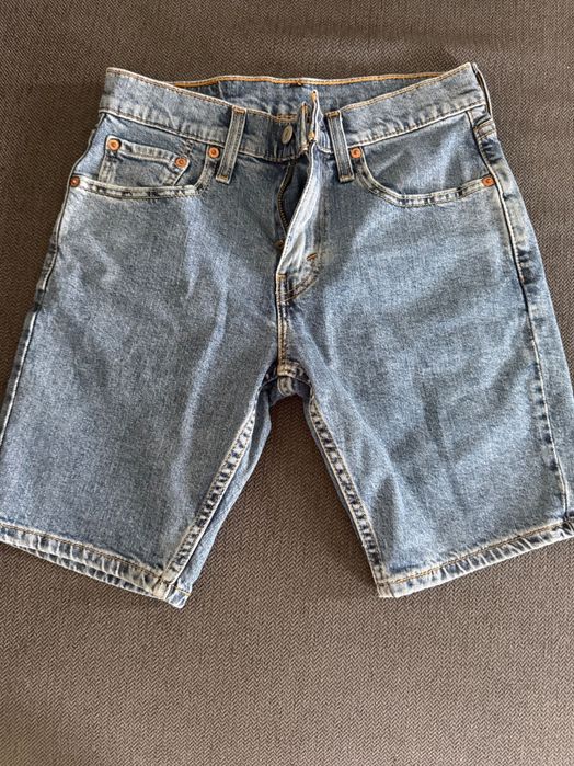 Къс дънков панталон Levi’s