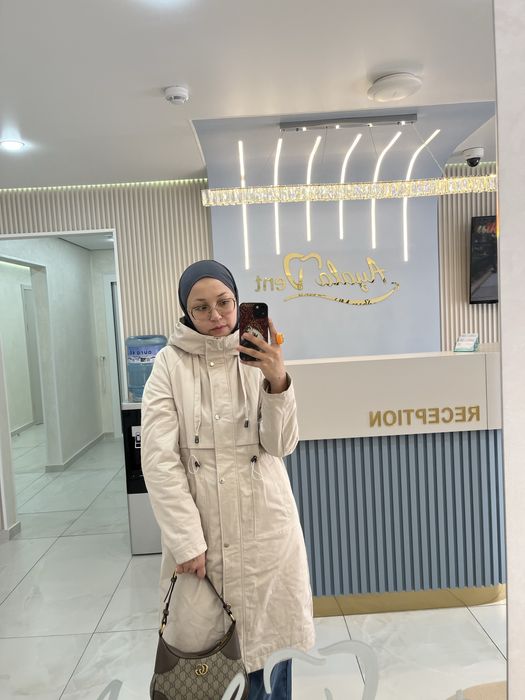 Продам куртку весеннюю