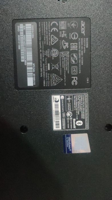 Продаю ноутбук acer, торг возможен