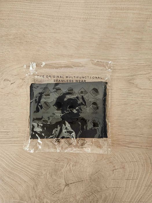 Маска за лице с шарка на череп БЯЛ/ЧЕРВЕН/СИН/ЗЕЛЕН