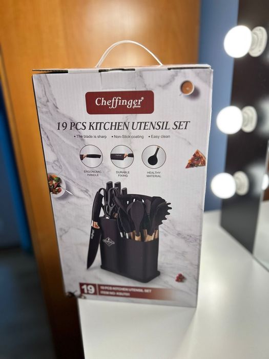 Set de ustensile de bucătărie marca Cheffinger,