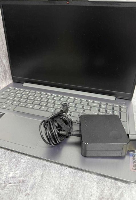 Продам Ноутбук Lenova Core i5-10