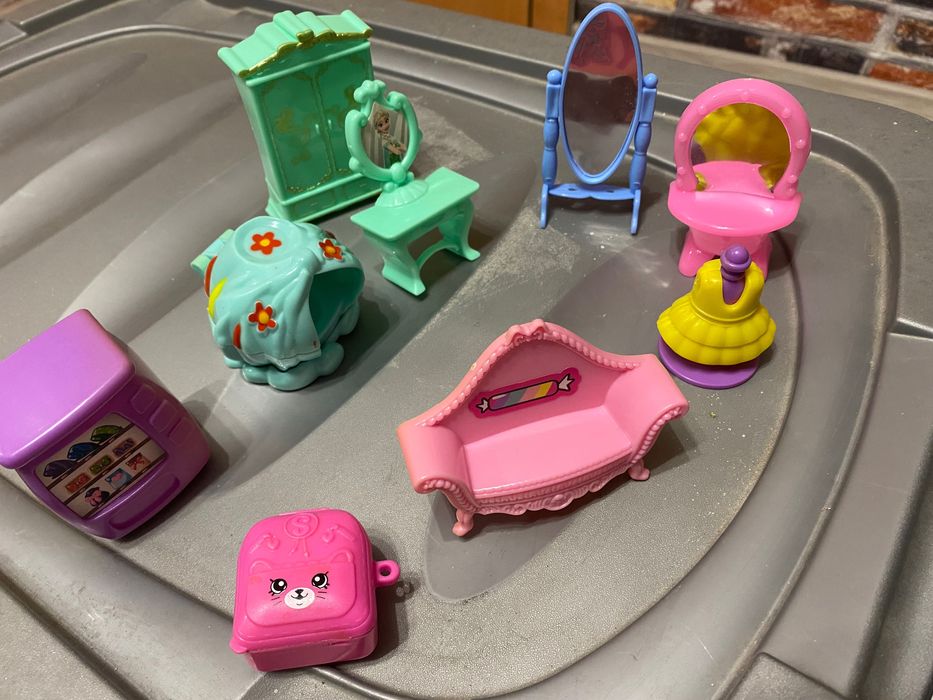 Аксесоари към играчки