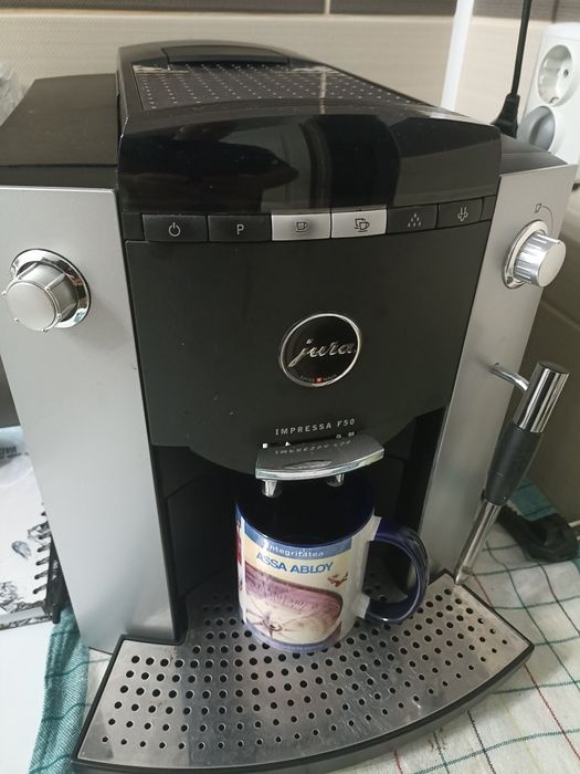 Aparat cafea Jura Impresa F50