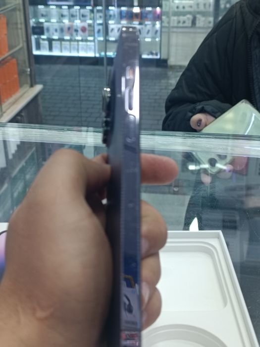 14 por max 256gb-86%