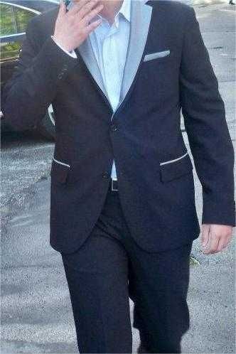 Мъжки официален костюм DESIZO MONNI (сако и панталон), размер 52 / М