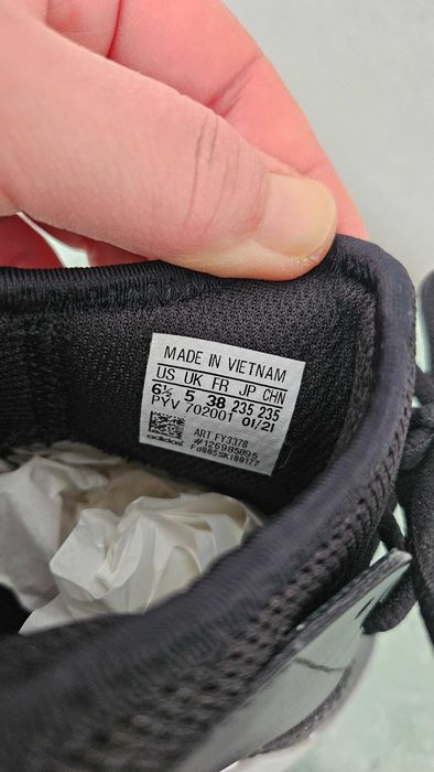 Adidasi ADIDAS Dama,NOI,pret 230lei