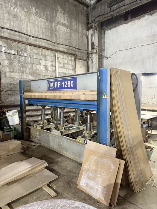 Продам горячий пресс 3000х1300