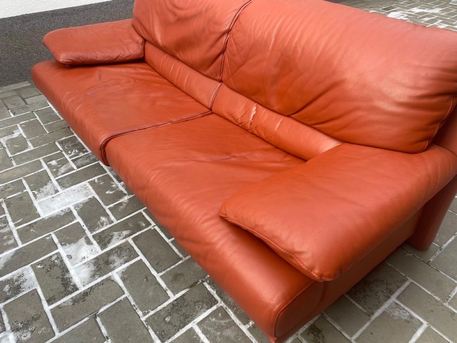 Canapea cărămizie din piele naturală stare foarte bună