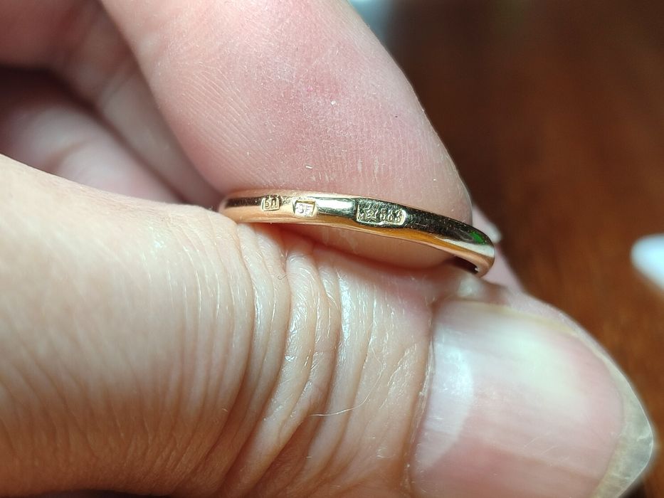 Продам кольцо советское с бриллиантами